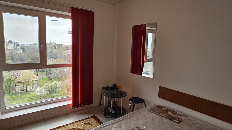 Big Berceni, 2 cam, str Racovita 3, Sun Royal View din 02.2025