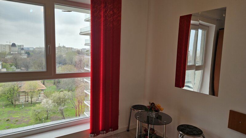 Big Berceni, 2 cam, str Racovita 3, Sun Royal View din 02.2025