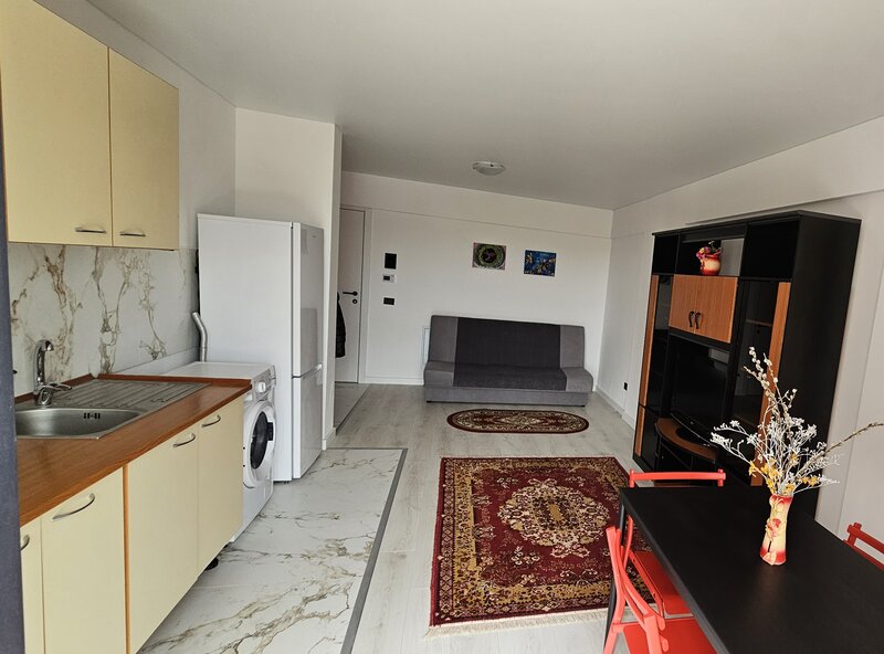 Big Berceni, 2 cam, str Racovita 3, Sun Royal View din 02.2025